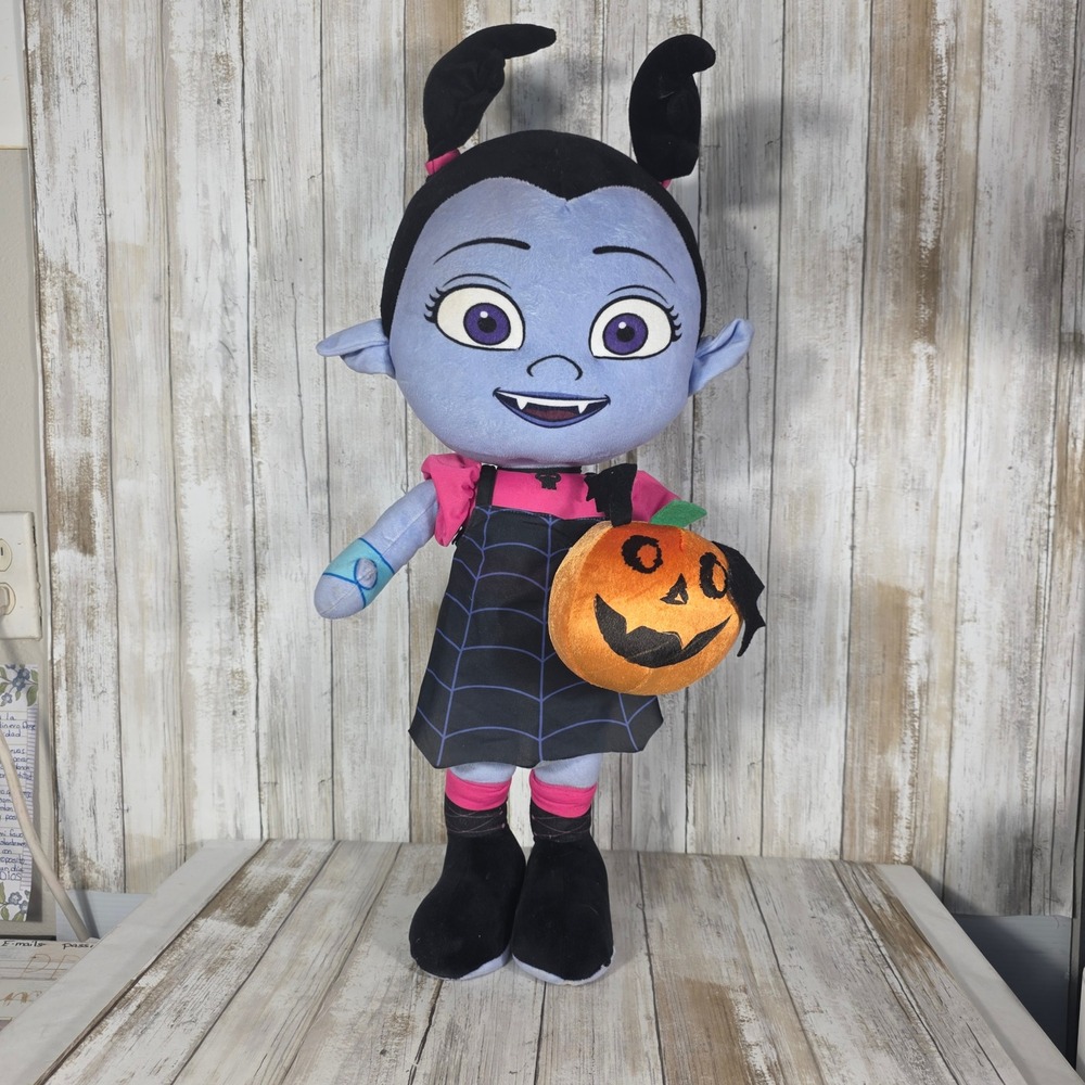 Disney Vampirina Halloween 24 Inch Stand-up Door Greeter Pumpkin Jack-O-Lantern